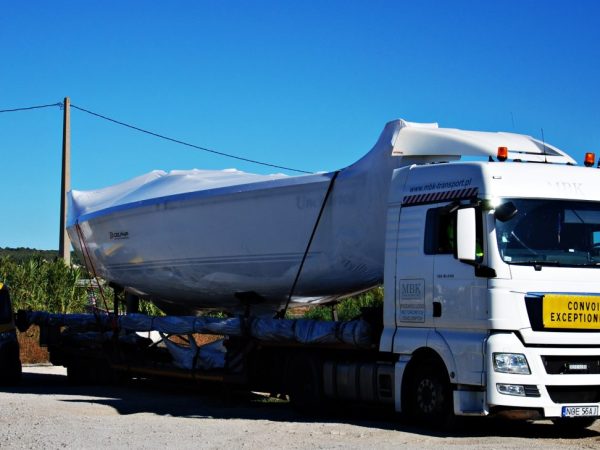 Transport NEW MBK: jacht żaglowy