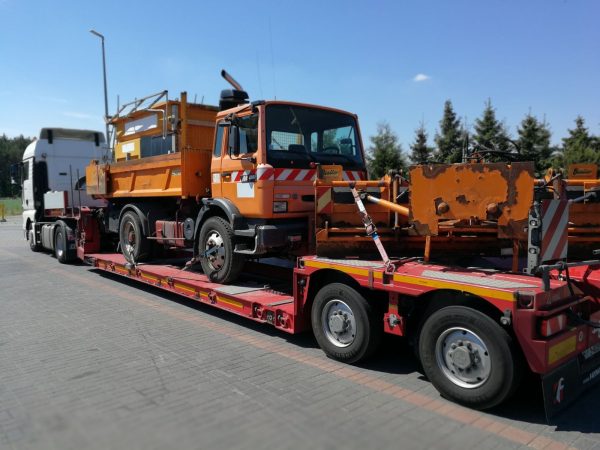 Transport NEW MBK: samochód specjalny